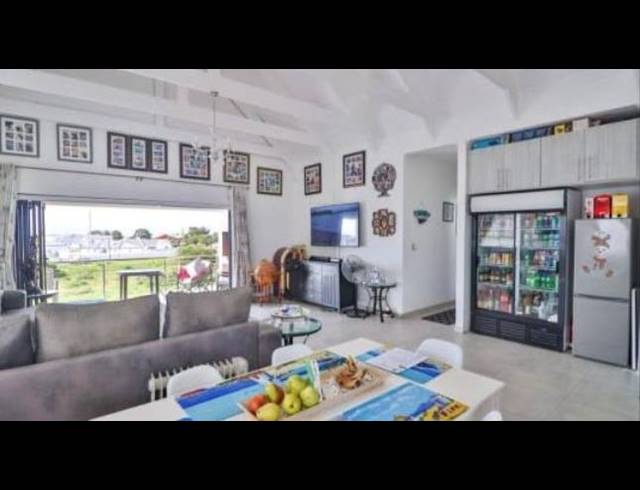 3 BEDROOM HOUSE FOR SALE IN DA GAMA BAY